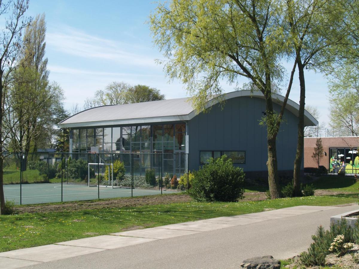 Europarcs De Biesbosch Hotel Willemsdorp Exterior photo