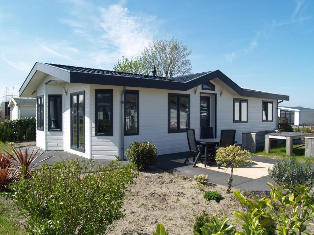 Europarcs De Biesbosch Hotel Willemsdorp Room photo
