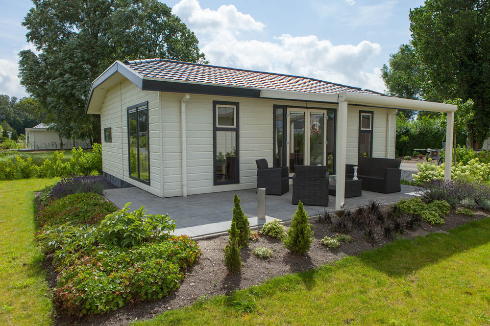 Europarcs De Biesbosch Hotel Willemsdorp Exterior photo
