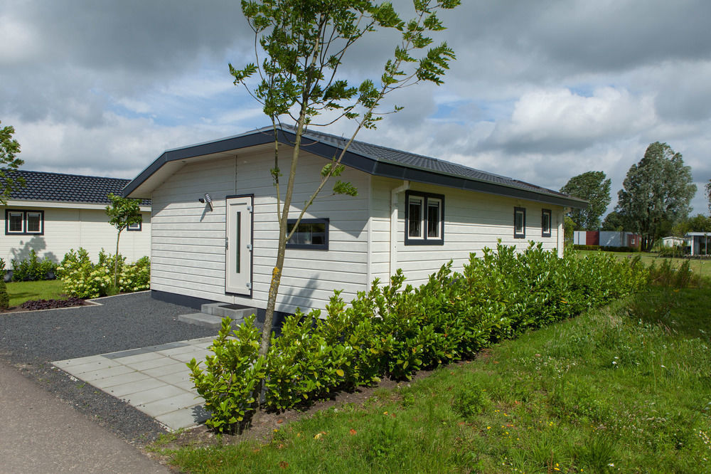 Europarcs De Biesbosch Hotel Willemsdorp Exterior photo