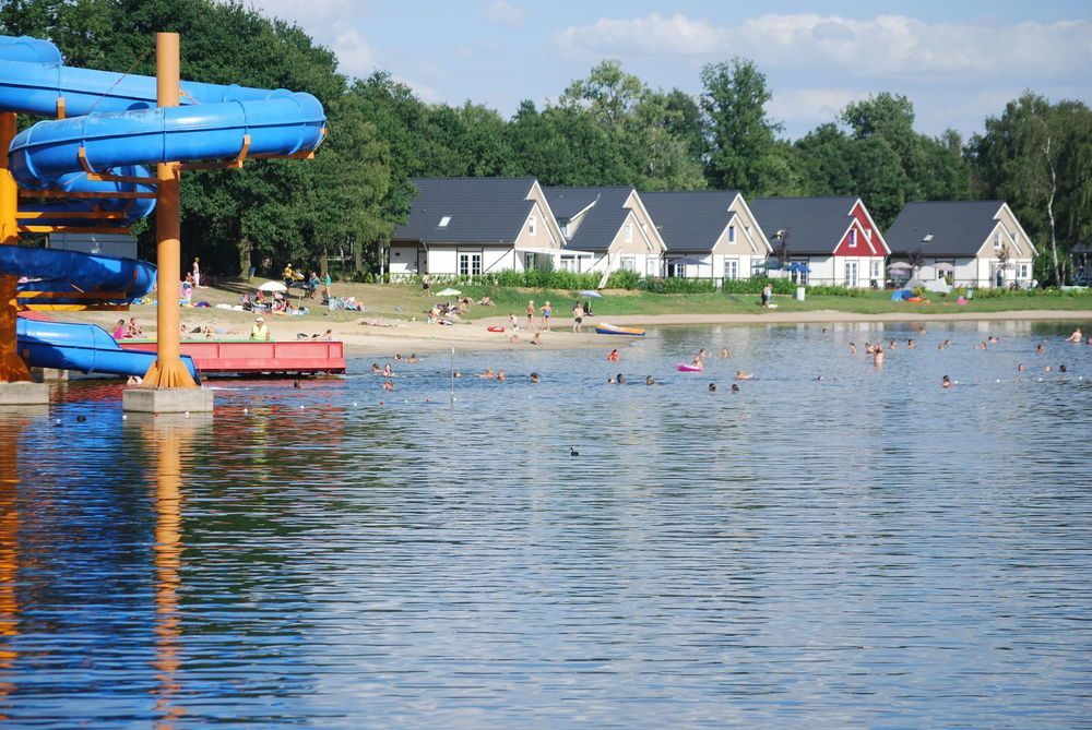 Europarcs De Biesbosch Hotel Willemsdorp Exterior photo